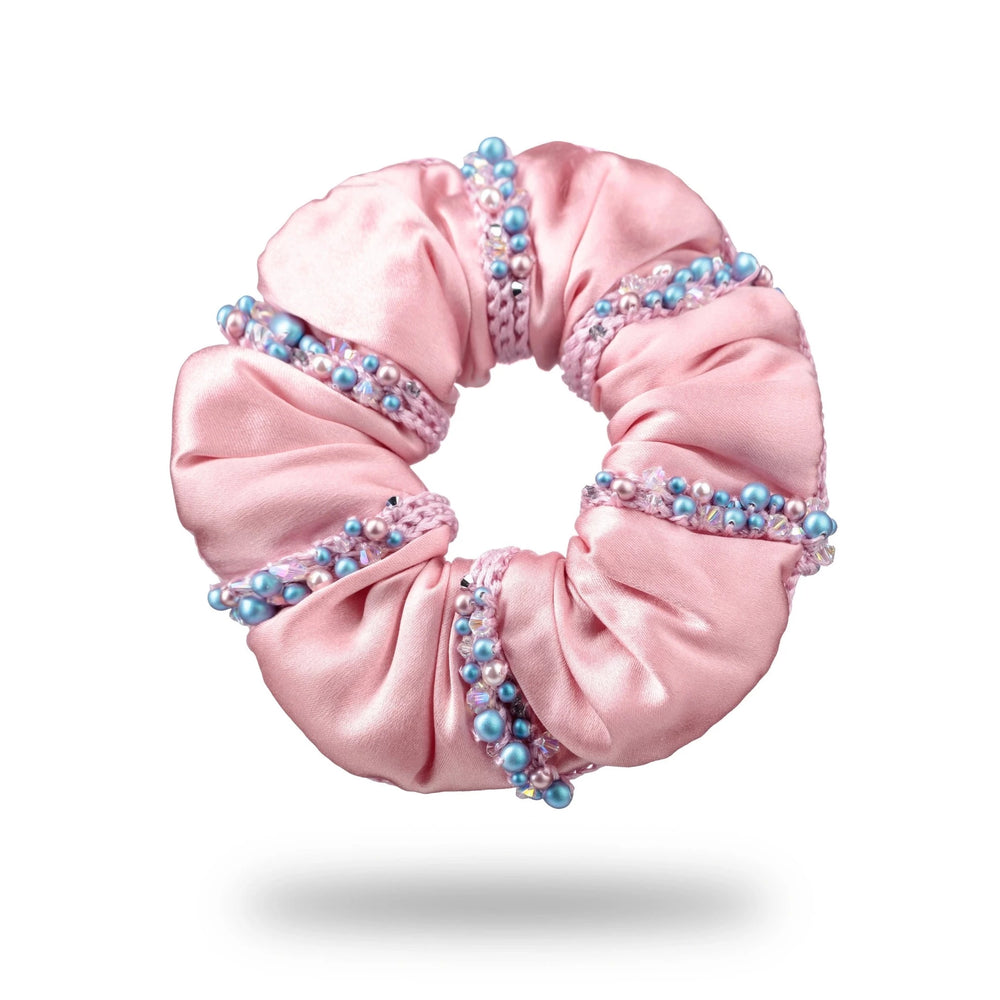 Malkiele designer, pink silk scrunchie for woman, embellished with light blue crystals from Swarovski® and pink silk knit ribbon, premium and sustainable, name Elizabeth.