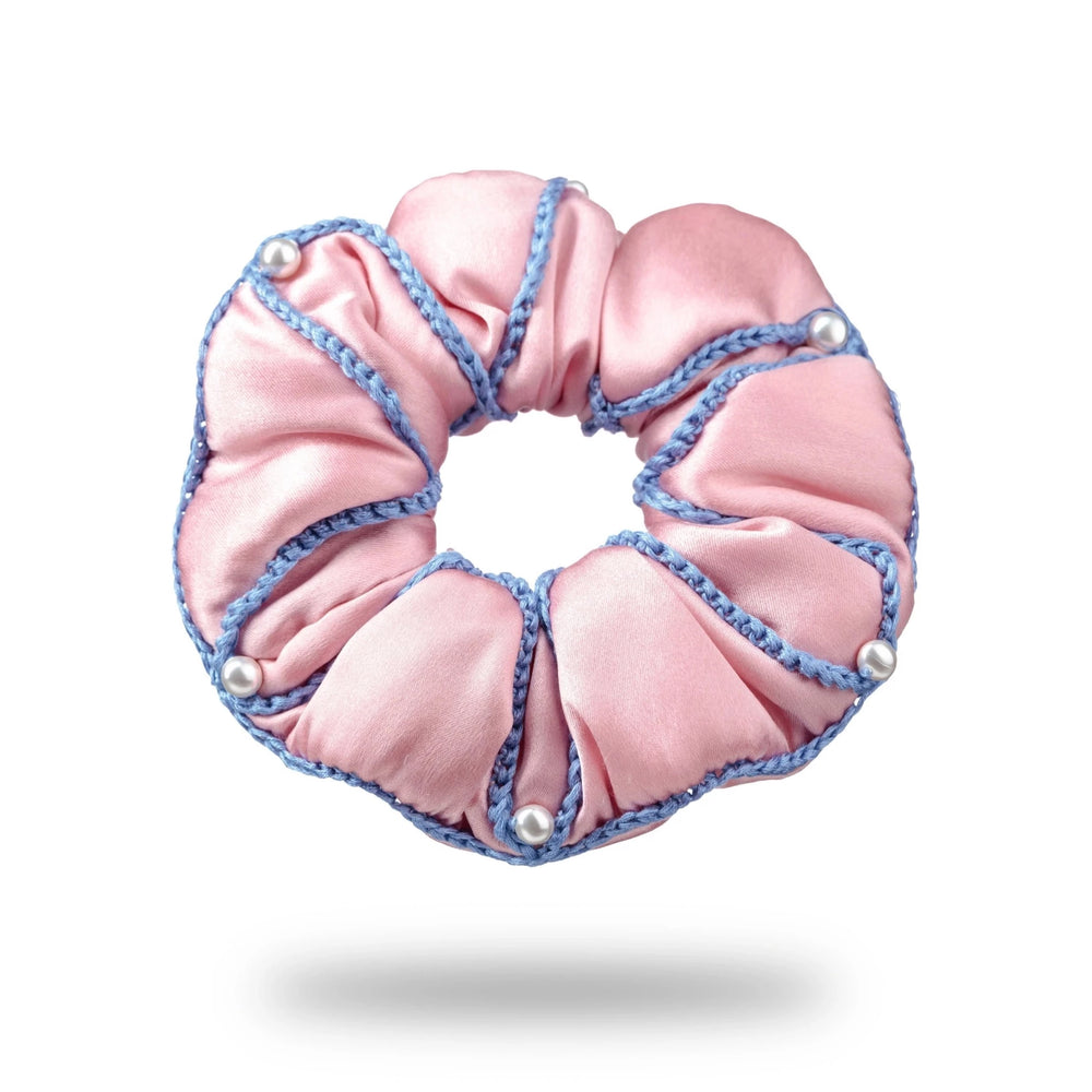 
                  
                    Malkiele designer, pink silk scrunchie for woman, embellished with 6 white pearls from Swarovski® and light blue silk knit ribbon, premium and sustainable, name Majestic.
                  
                