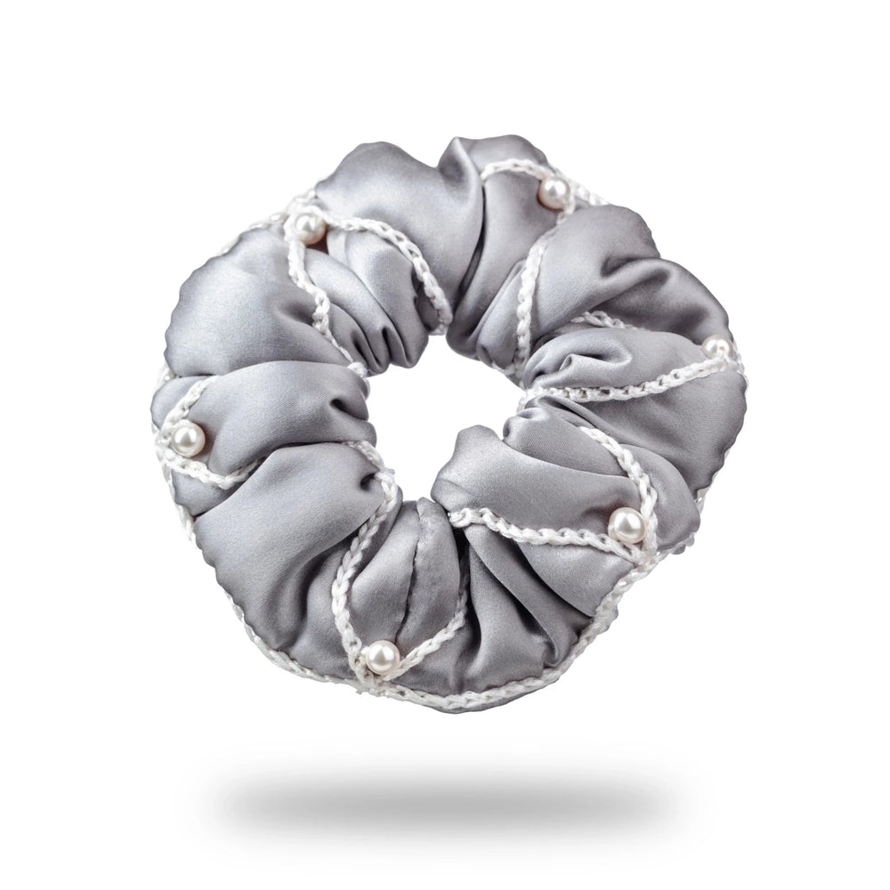 Malkiele designer, grey silk scrunchie for woman, embellished with 6 white pearls from Swarovski® and white silk knit ribbon, premium and sustainable, name Majestic.